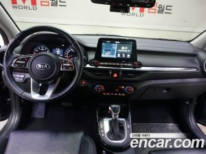 Kia K3 Signature 2021 года из Южной Кореи