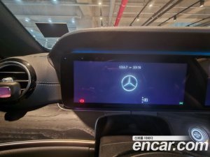 Mercedes-Benz E-Class E220d 4MATIC AMG Line 2021 года из Южной Кореи