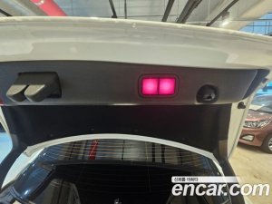 Mercedes-Benz E-Class E220d 4MATIC AMG Line 2021 года из Южной Кореи