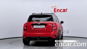 Mini Countryman JCW 2020 года из Южной Кореи