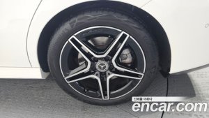 Mercedes-Benz CLA-Class CLA250 4MATIC 2021 года из Южной Кореи