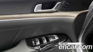 Kia K5 Signature 2021 года из Южной Кореи