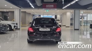 Mercedes-Benz E-Class E300 4MATIC AMG Line 2020 года из Южной Кореи