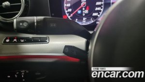 Mercedes-Benz E-Class E300 4MATIC AMG Line 2020 года из Южной Кореи
