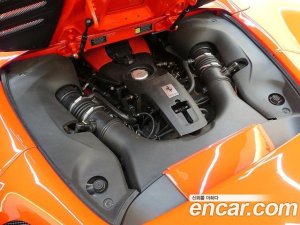 Ferrari F8 3.9 V8 2021 года из Южной Кореи