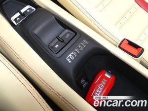 Ferrari F8 3.9 V8 2021 года из Южной Кореи