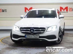 Mercedes-Benz E-Class E220d Avantgarde 2020 года из Южной Кореи