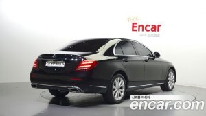 Mercedes-Benz E-Class E300 4MATIC Exclusive 2020 года из Южной Кореи
