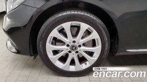Mercedes-Benz E-Class E300 4MATIC Exclusive 2020 года из Южной Кореи