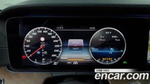 Mercedes-Benz E-Class E300 4MATIC Exclusive 2020 года из Южной Кореи
