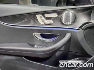 Mercedes-Benz E-Class E300 Avantgarde 2020 года из Южной Кореи