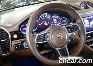 Porsche Cayenne 3.0 2020 года из Южной Кореи