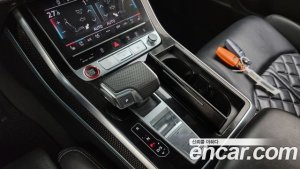 Audi SQ8 4.0 TDI 4WD 2021 года из Южной Кореи