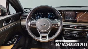 Kia K5 Signature 2020 года из Южной Кореи