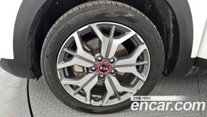 Kia Seltos Бензин 1.6 Turbo 2WD 2020 года из Южной Кореи