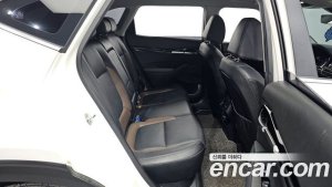 Kia Seltos Бензин 1.6 Turbo 2WD 2020 года из Южной Кореи