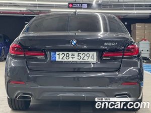 BMW 5-Series 520i M Sport 2021 года из Южной Кореи