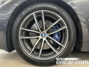 BMW 5-Series 520i M Sport 2021 года из Южной Кореи