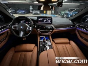 BMW 5-Series 520i M Sport 2021 года из Южной Кореи