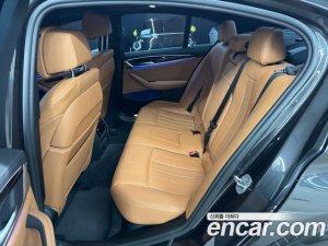 BMW 5-Series 520i M Sport 2021 года из Южной Кореи