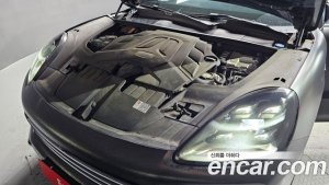 Porsche Cayenne 3.0 E-하이브리드 2020 года из Южной Кореи