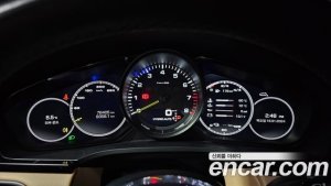 Porsche Cayenne 3.0 E-하이브리드 2020 года из Южной Кореи