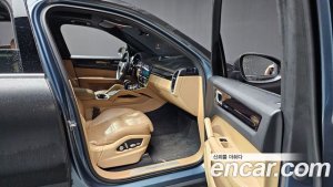 Porsche Cayenne 3.0 E-하이브리드 2020 года из Южной Кореи