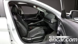 Hyundai AVANTE 1.6 2021 года из Южной Кореи