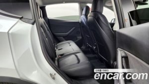 Tesla Model Y Standard RANGE 2021 года из Южной Кореи
