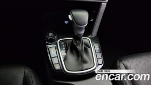 Kia Seltos Бензин 1.6 Turbo 2WD 2022 года из Южной Кореи
