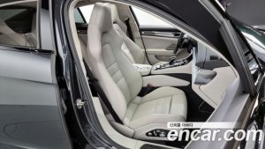 Porsche Panamera 4.0 GTS 2020 года из Южной Кореи
