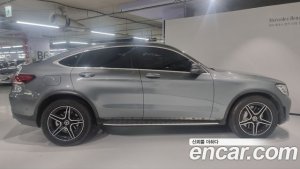 Mercedes-Benz GLC-Class GLC300 4MATIC Coupe 2020 года из Южной Кореи