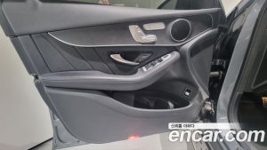 Mercedes-Benz GLC-Class GLC300 4MATIC Coupe 2020 года из Южной Кореи