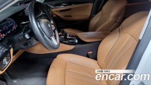 BMW 5-Series 520i Luxury 2021 года из Южной Кореи