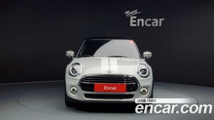 Mini Cooper 5Door DEFAULT 2020 года из Южной Кореи