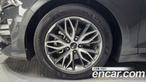 Kia K5 2.0 2020 года из Южной Кореи