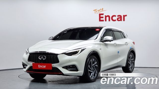 Infiniti Q30 2.0 CAFE TEACK 2019 года из Кореи