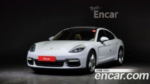 Porsche Panamera 3.0 AWD 2020 года из Южной Кореи