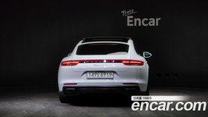 Porsche Panamera 3.0 AWD 2020 года из Южной Кореи
