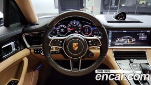 Porsche Panamera 3.0 AWD 2020 года из Южной Кореи