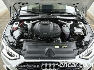 Audi A4 40 TFSI Premium 2021 года из Южной Кореи