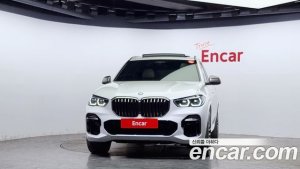 BMW X5 M50i 2021 года из Южной Кореи