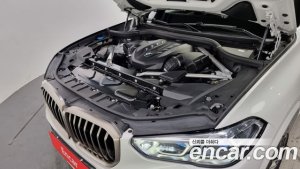 BMW X5 M50i 2021 года из Южной Кореи