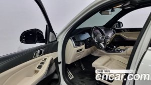 BMW X5 M50i 2021 года из Южной Кореи