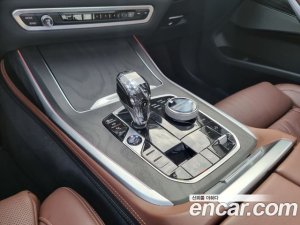 BMW X7 xDrive 30d Design Pure Excellence 7-Seater 2020 года из Южной Кореи