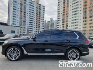 BMW X7 xDrive 30d Design Pure Excellence 7-Seater 2020 года из Южной Кореи