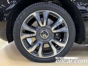 Rolls-Royce Cullinan 6.7 V12 2020 года из Южной Кореи