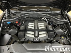 Rolls-Royce Cullinan 6.7 V12 2020 года из Южной Кореи