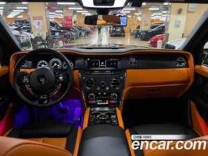 Rolls-Royce Cullinan 6.7 V12 2020 года из Южной Кореи