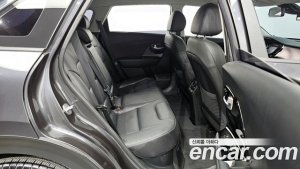 Kia Niro 1.6 HEV 2020 года из Южной Кореи